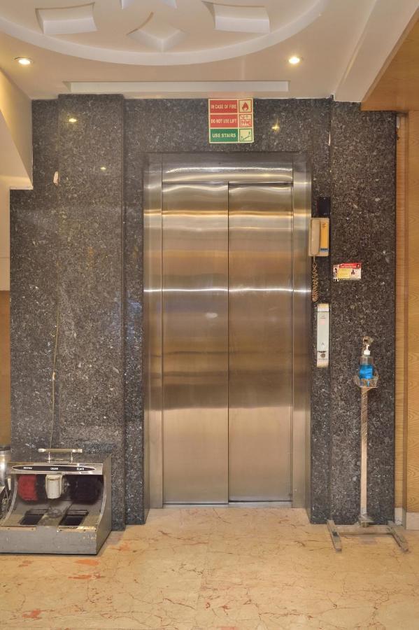 Aman Continental - 2Mins From Railway Station And 5 Mins From Metro Hotel New Delhi Exterior photo
