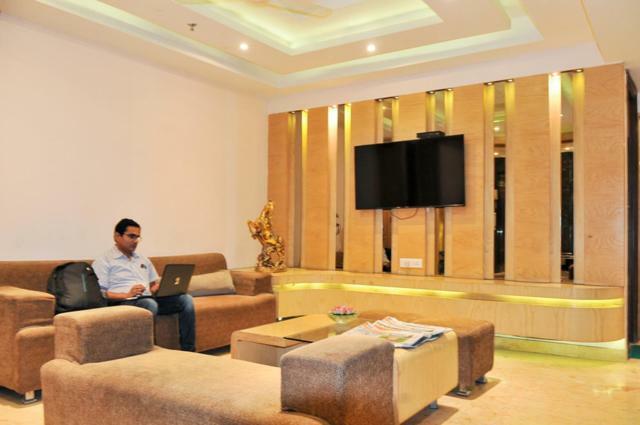 Aman Continental - 2Mins From Railway Station And 5 Mins From Metro Hotel New Delhi Exterior photo